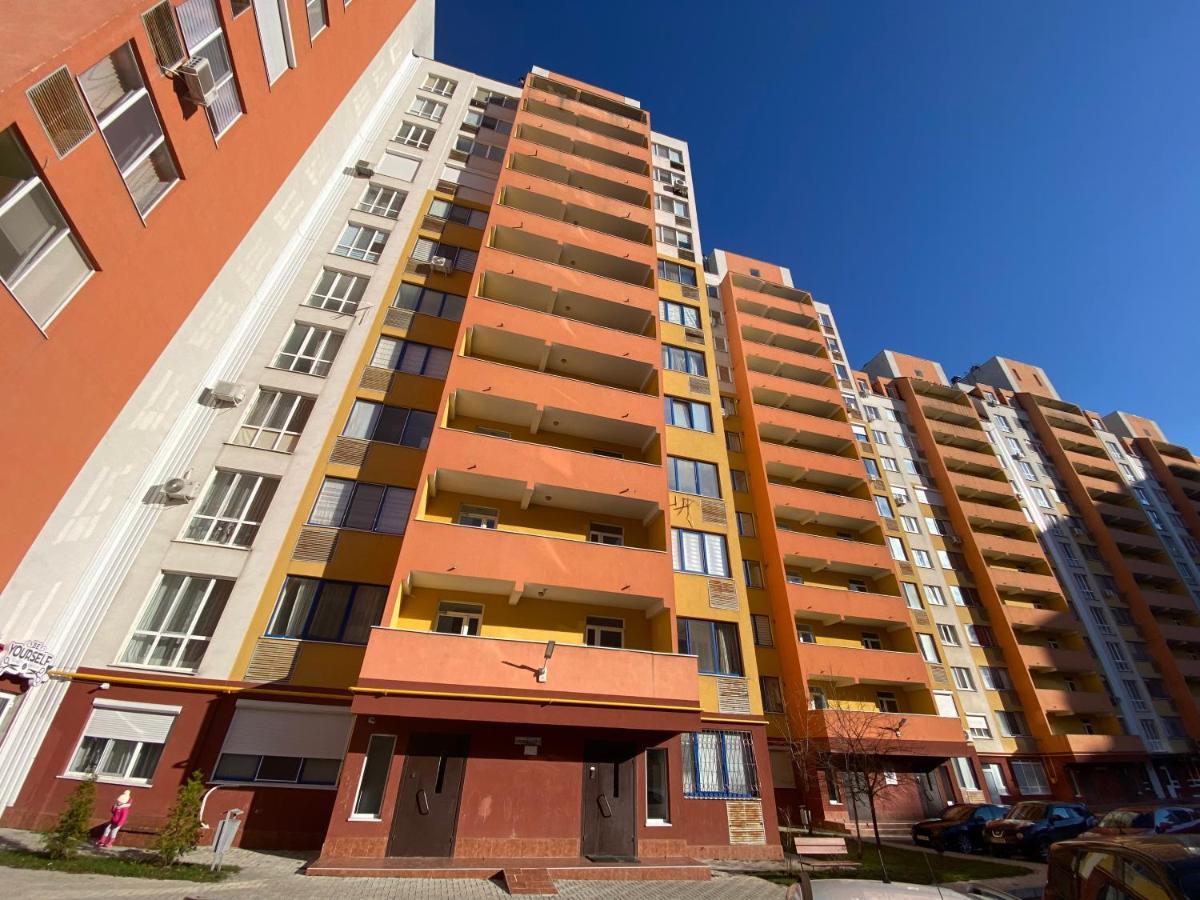 Two Bedroom Large Apartment In Chisinau Luaran gambar