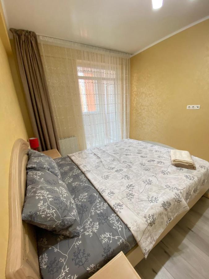 Two Bedroom Large Apartment In Chisinau Luaran gambar