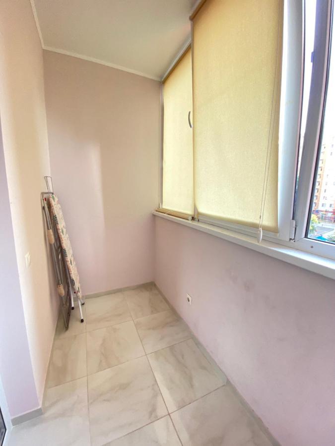 Two Bedroom Large Apartment In Chisinau Luaran gambar