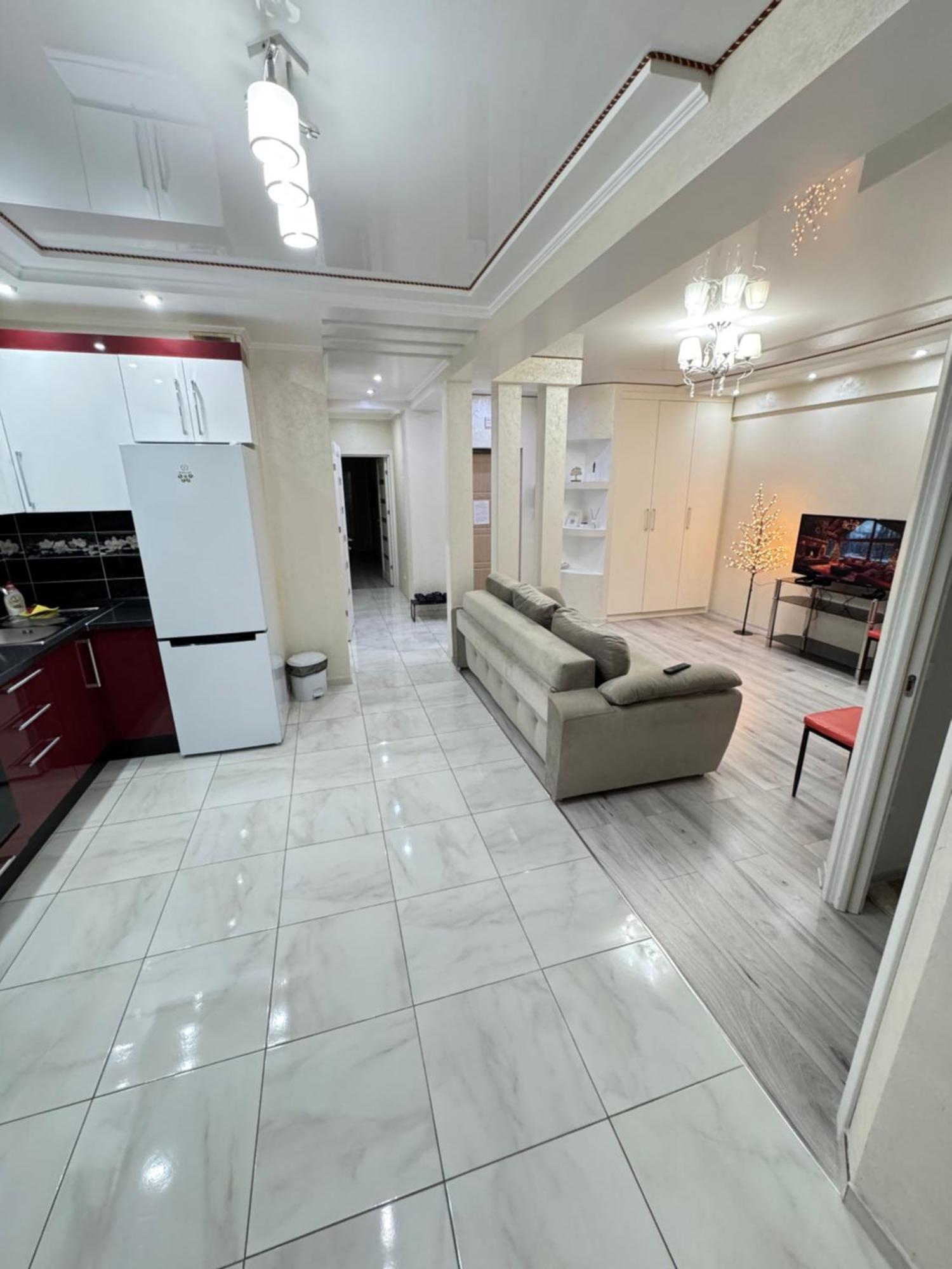 Two Bedroom Large Apartment In Chisinau Luaran gambar